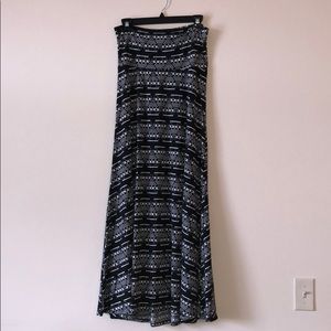 Lularoe Unicorn Black & White Maxi Skirt, S